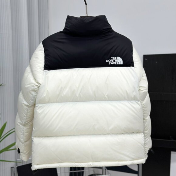 The North Face 1996 Retro Nuptse 700 Fill Packable Jacket - Picture 3 of 6